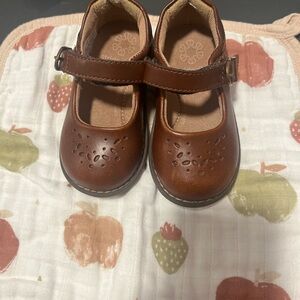 Stride rite toddler size 5 girls shoes